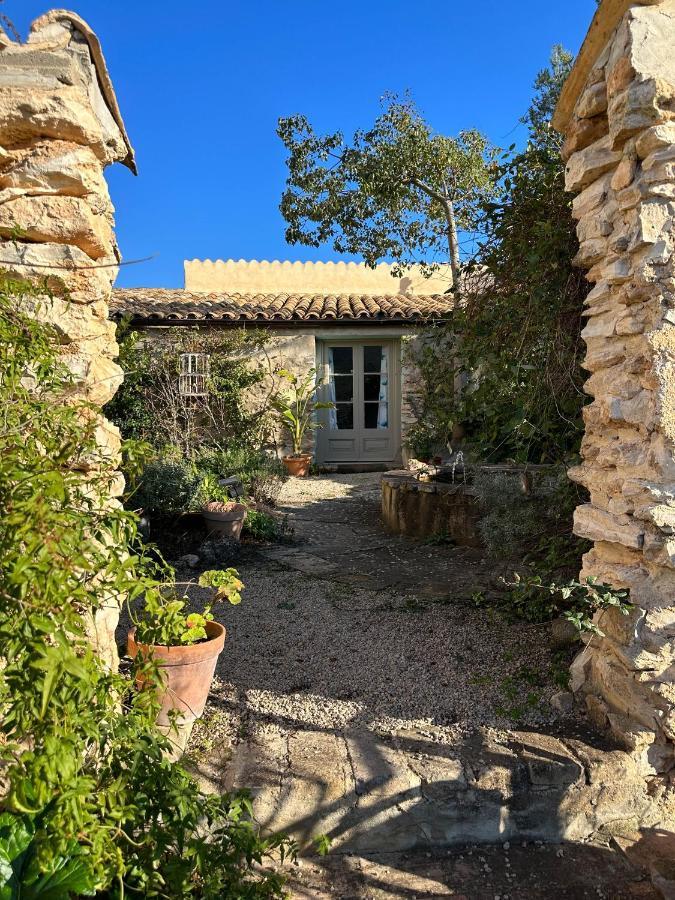 Wonderful Comfortable Finca In The Burga Valley Rasquera Exterior photo